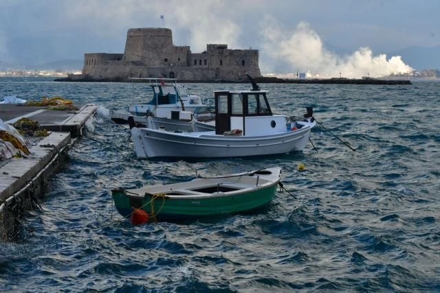 Έκτακτο δελτίο επιδείνωσης καιρού: Έρχονται ισχυρές καταιγίδες και χαλάζι